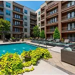 1Bed Luxury Apartment